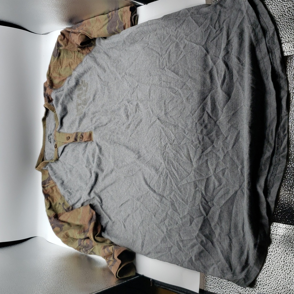 Women's Gray and Camouflage Star Wars Shirt